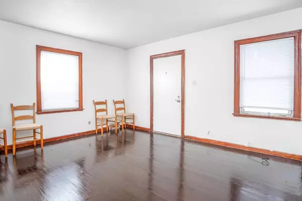 Hammond, IN 46327,4817 Catalpa AVE