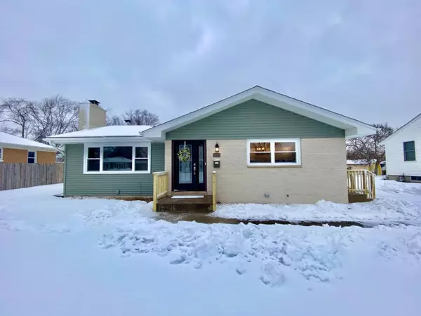 3831 Wicker AVE, Highland, IN 46322