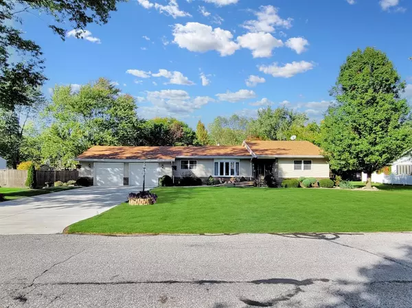 Crown Point, IN 46307,622 Magnolia DR