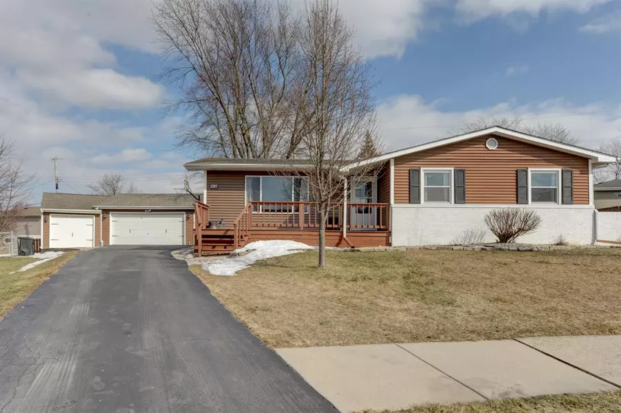 8377 Webster CT, Crown Point, IN 46307