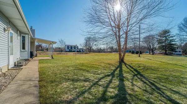 Valparaiso, IN 46383,1652 Fairview AVE