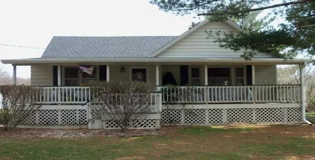 673 S 300, Hebron, IN 46341