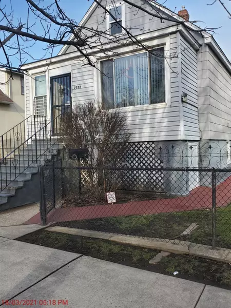 2323 New York AVE, Whiting, IN 46394