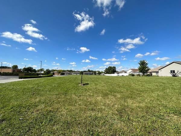 10838 Pike ST, Crown Point, IN 46307