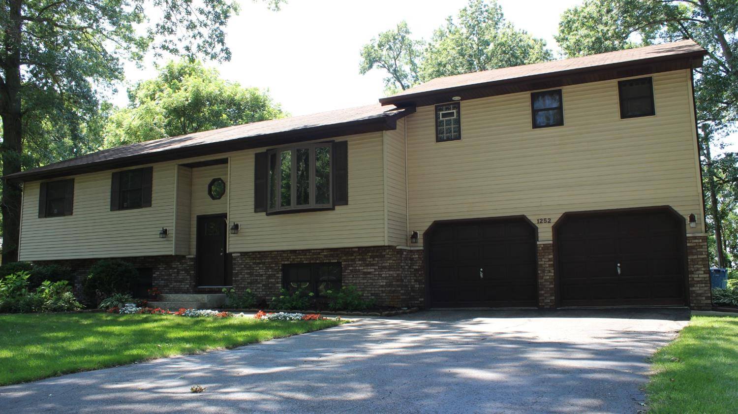 Chesterton, IN 46304,1252 25th PL