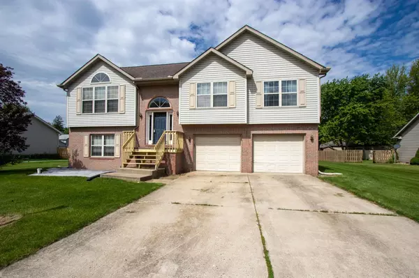 417 Abraham AVE, Kouts, IN 46347