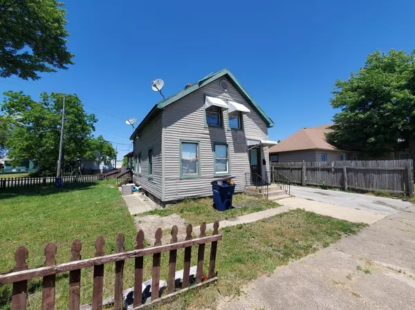 611 W 9th ST, Michigan City, IN 46360