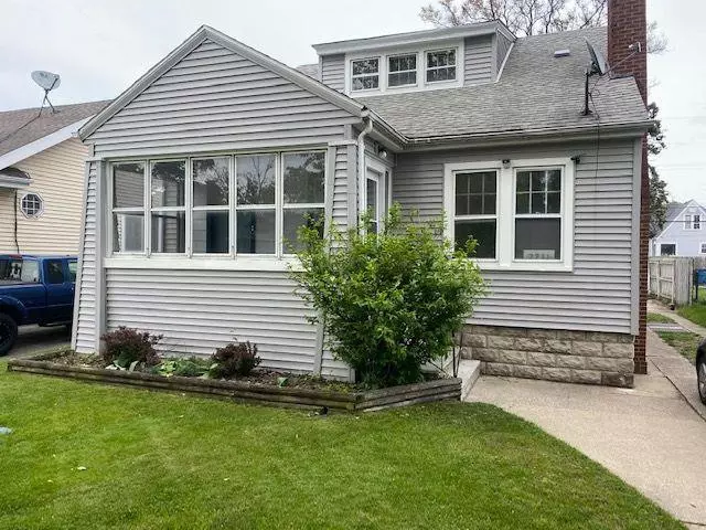 7211 Jackson AVE, Hammond, IN 46324