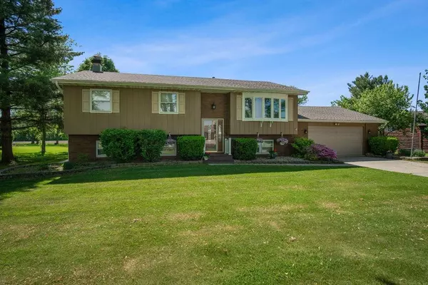 Hobart, IN 46342,7062 Parke ST