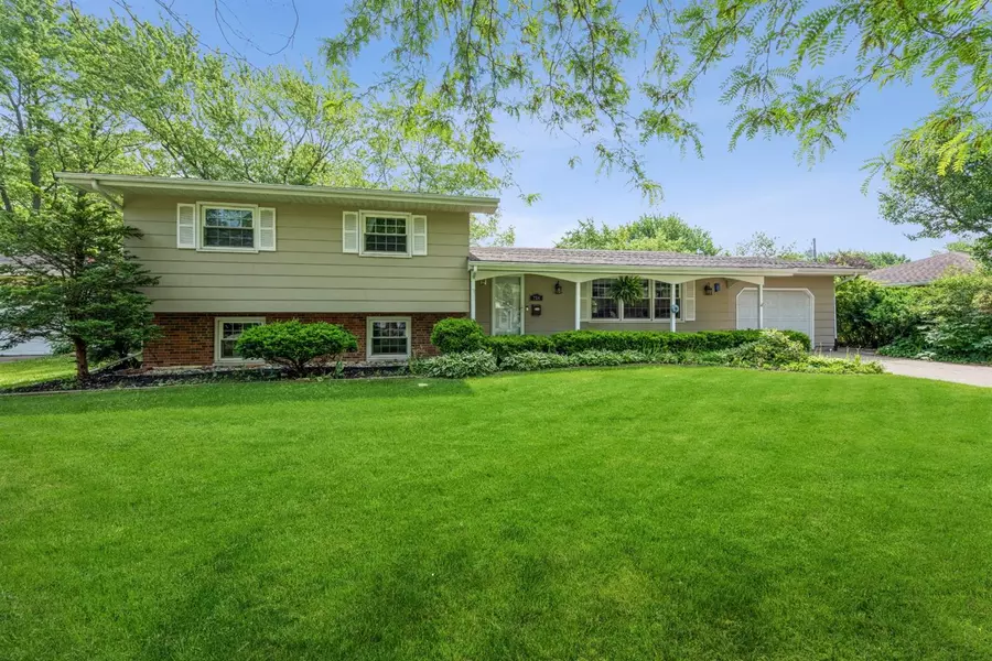 754 S East ST, Crown Point, IN 46307