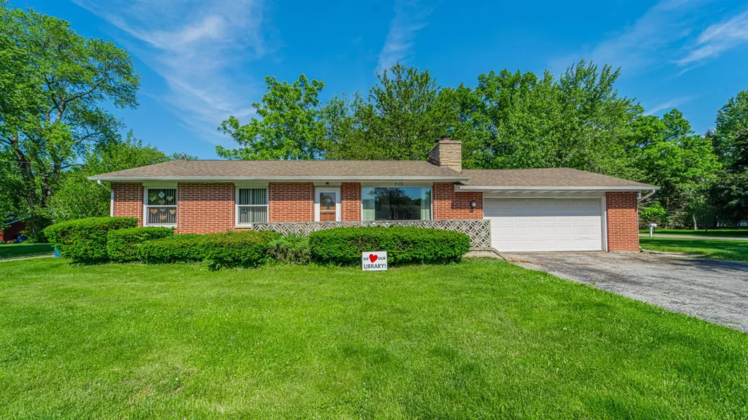 725 S 11th ST, Chesterton, IN 46304