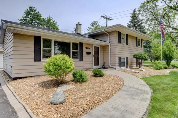 Munster, IN 46321,227 Timrick DR