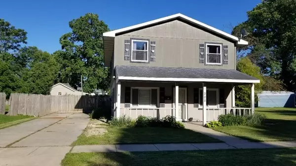 305 Cable ST, La Porte, IN 46350