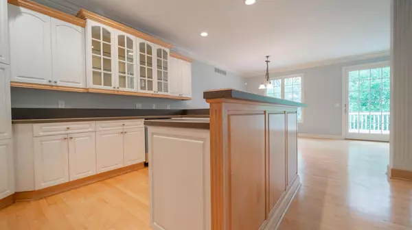 Chesterton, IN 46304,1064 Mission Hills CT