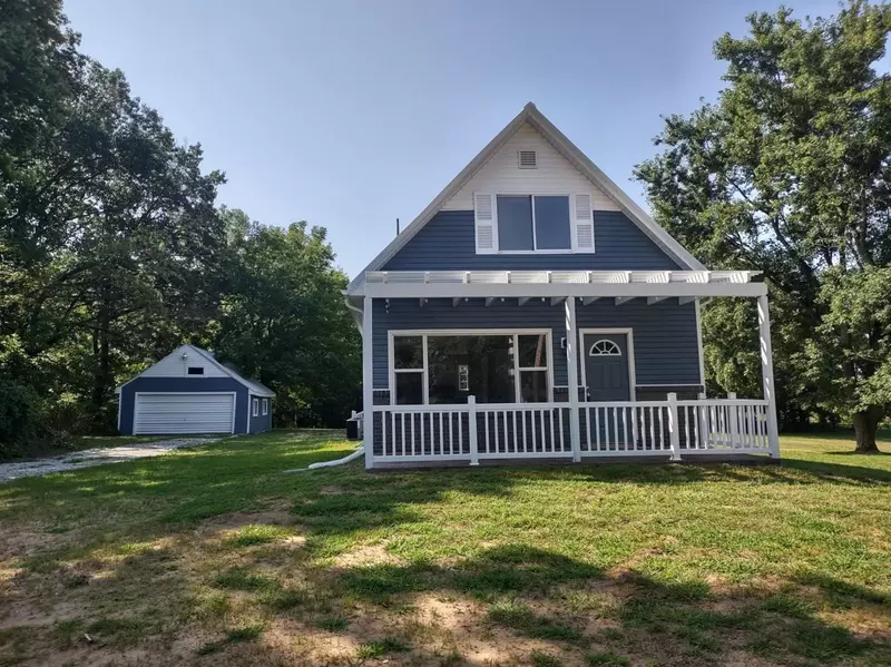 3735 E 400, Knox, IN 46534