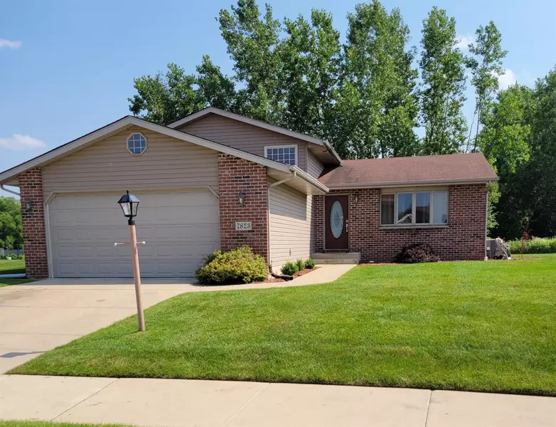 7823 Eider AVE, Hobart, IN 46342