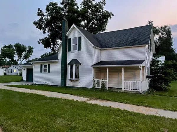 Knox, IN 46534,302 W John ST