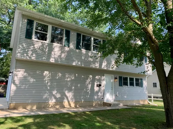 Chesterton, IN 46304,707 S 4th ST