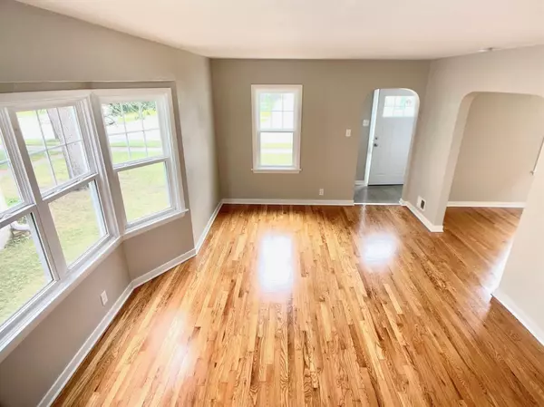 Hammond, IN 46323,2843 163rd PL