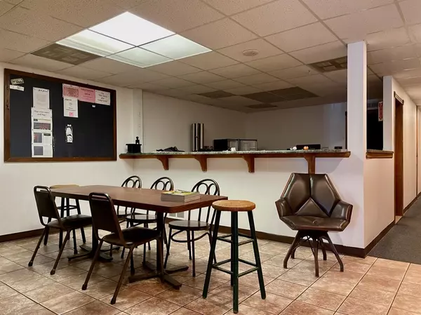 Knox, IN 46534,52 E Washington ST