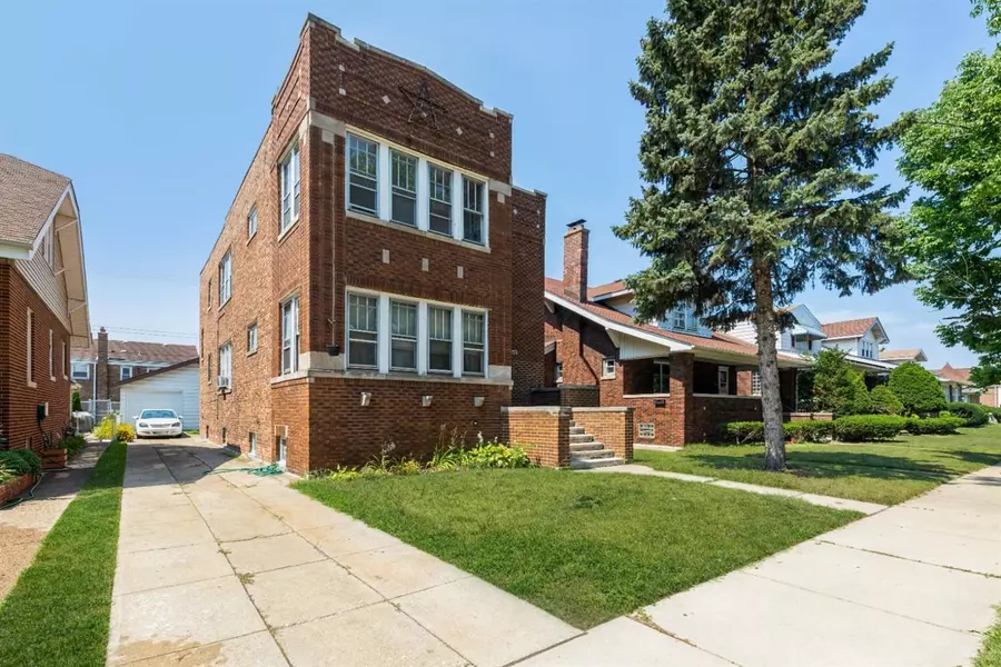 1722 Davis AVE, Whiting, IN 46394