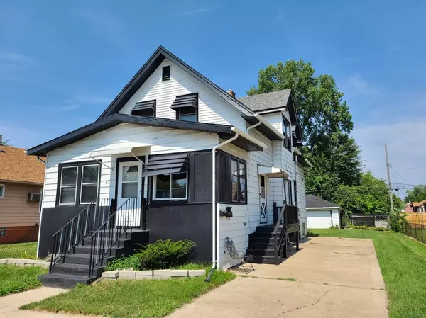 Hammond, IN 46320,923 Ames ST