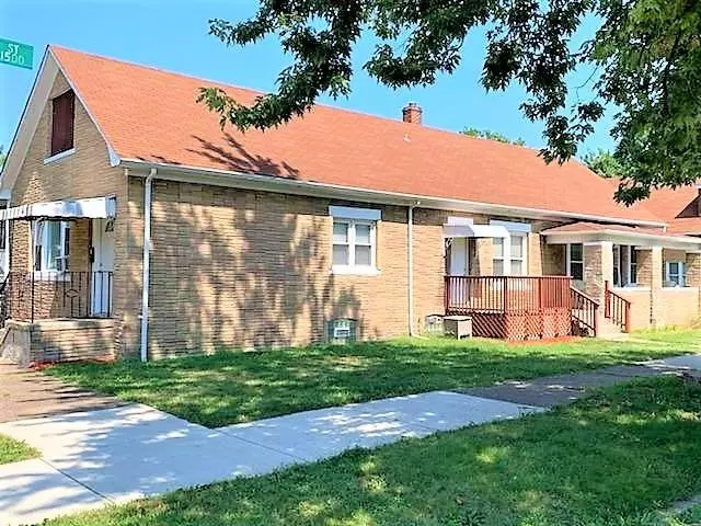 1533 125th ST, Whiting, IN 46394