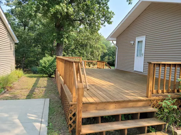 Lake Village, IN 46349,7833 N 120