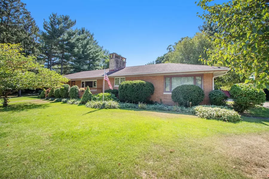 208 Robin TRL, Trail Creek, IN 46360