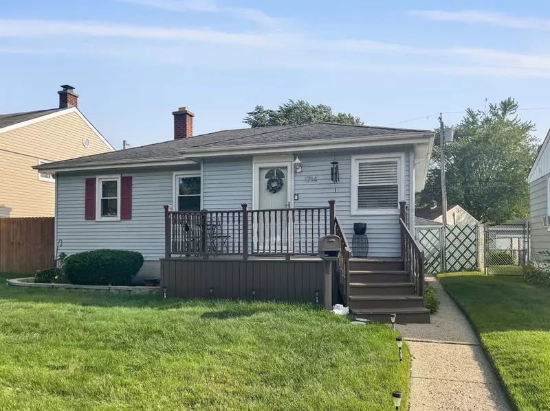 1714 171st PL, Hammond, IN 46324