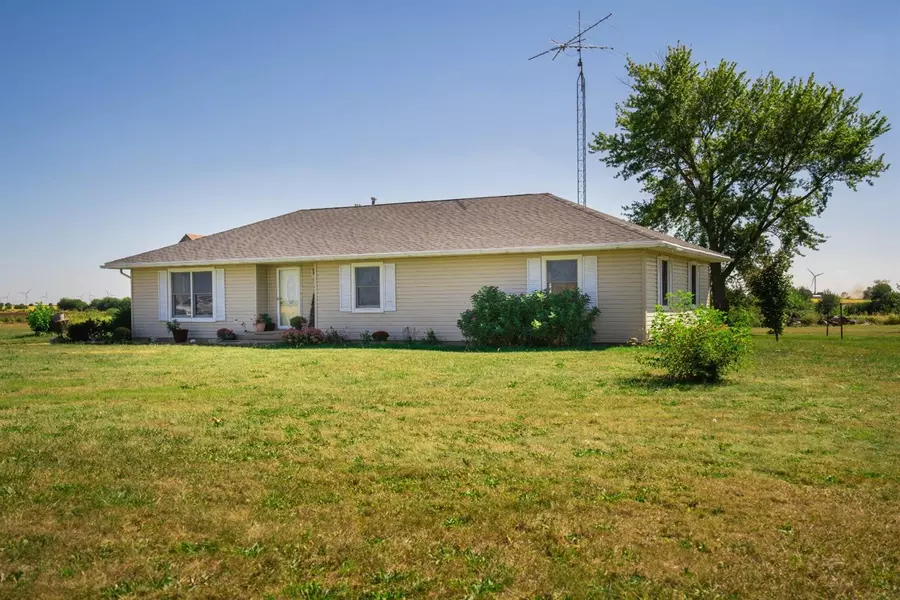 11057 W US Highway 24, Goodland, IN 47948