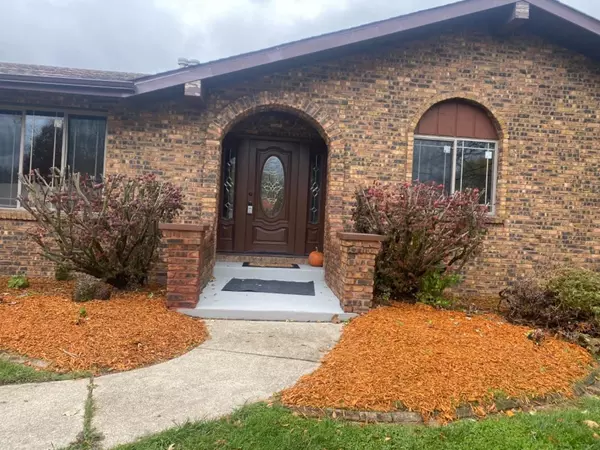 Hobart, IN 46342,7554 W Mill CT