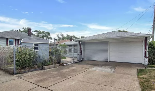 Hammond, IN 46324,6908 Bertram AVE