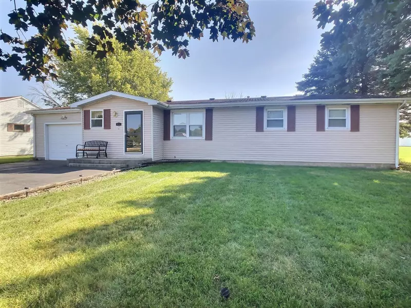 315 W Railroad ST, Kentland, IN 47951