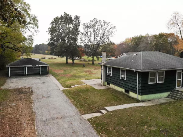 Lake Village, IN 46349,1703 W State Road 10