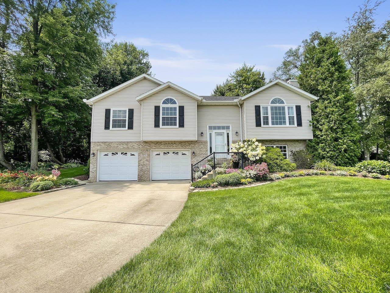 372 Kimrich CIR,  Valparaiso,  IN 46385