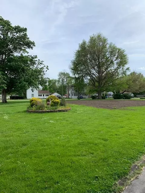 Goodland, IN 47948,322 S James ST