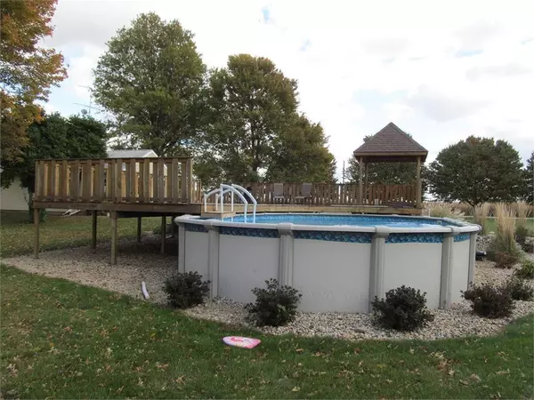 Westville, IN 46391,7732 S 1150