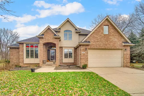 1097 Lombardy CT, Chesterton, IN 46304