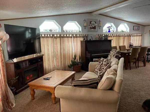 Knox, IN 46534,9065 E 50