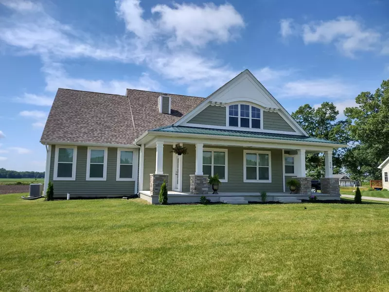 428 Carlson DR, Knox, IN 46534