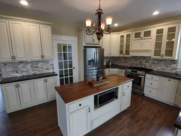 Knox, IN 46534,428 Carlson DR