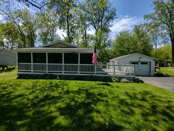 Knox, IN 46534,6747 S Lombardy LN