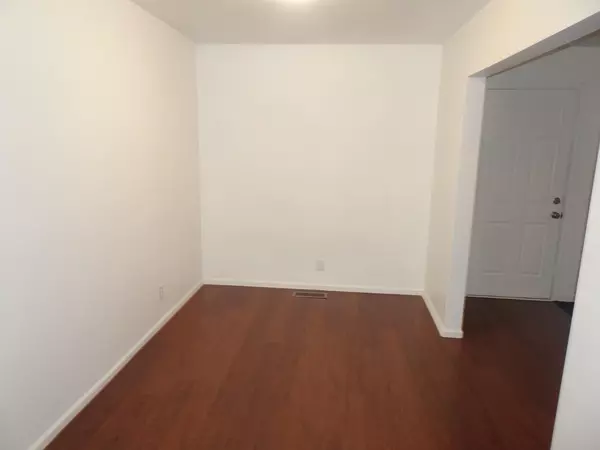 Knox, IN 46534,305 Ostrander CT