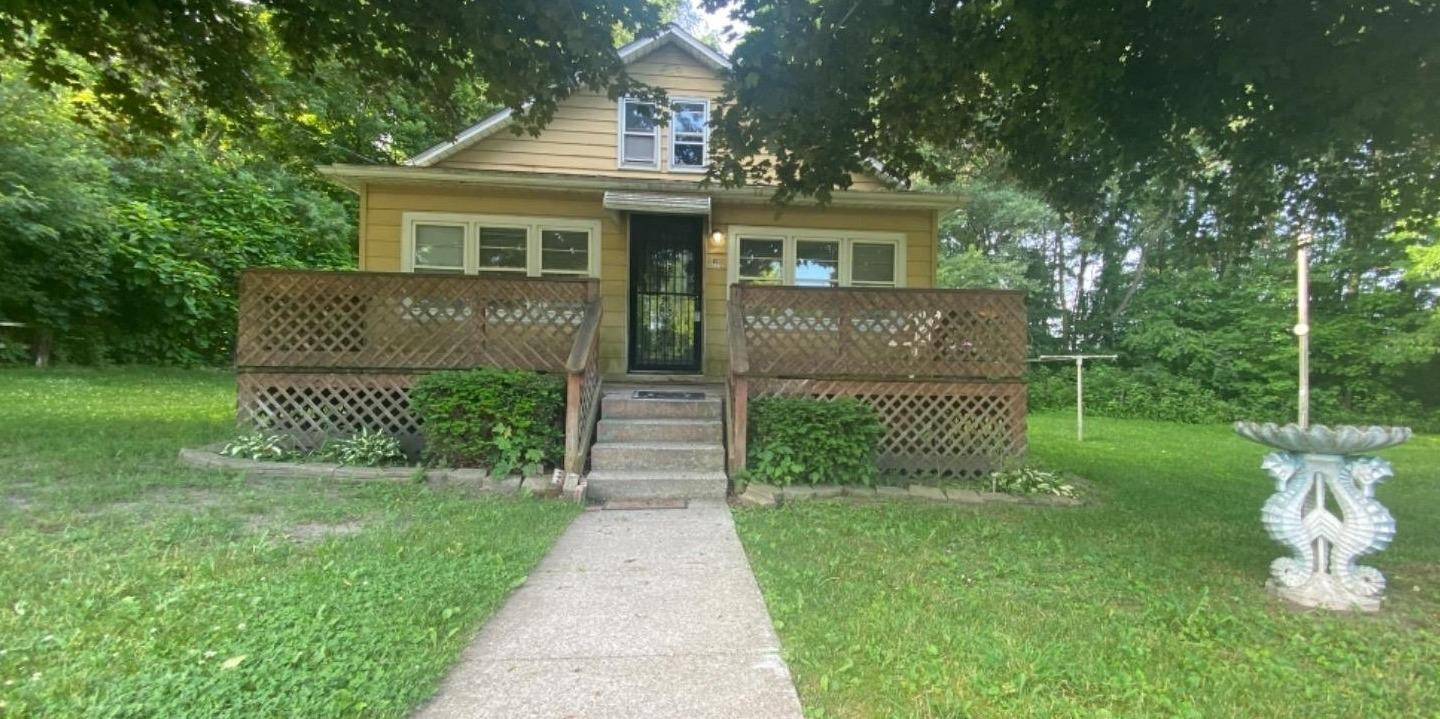 40 W Railroad ST, Kingsbury, IN 46345