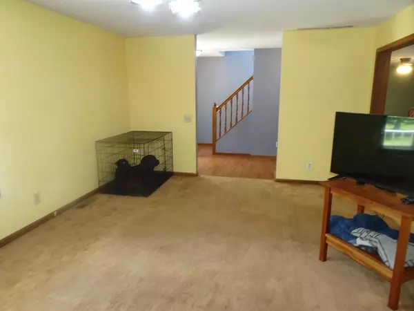 Knox, IN 46534,4640 E 150