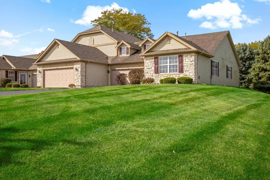 8070 Patterson CT, Dyer, IN 46311