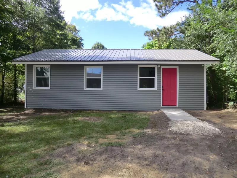 507 S East ST, Knox, IN 46534