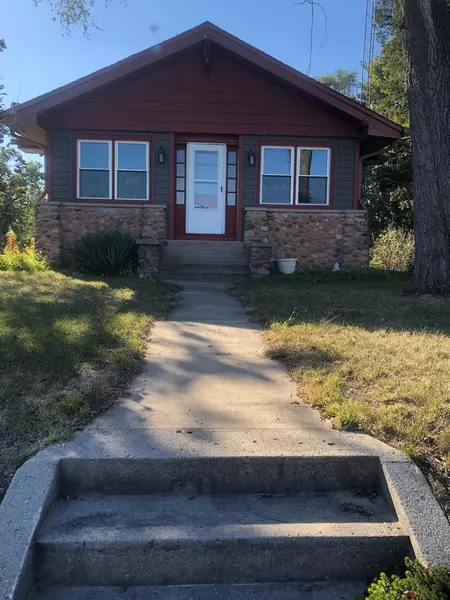 9362 N 300, Lake Village, IN 46349