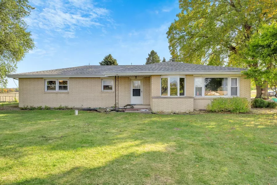 7004 E State Road 2, Rolling Prairie, IN 46371